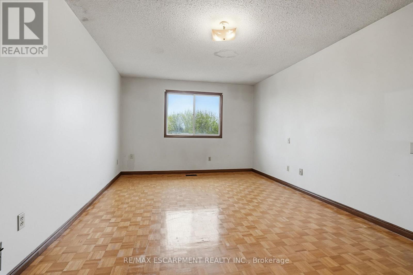 60 REXFORD DRIVE, Hamilton (Randall), Ontario, L8W2L9 — Photo 15