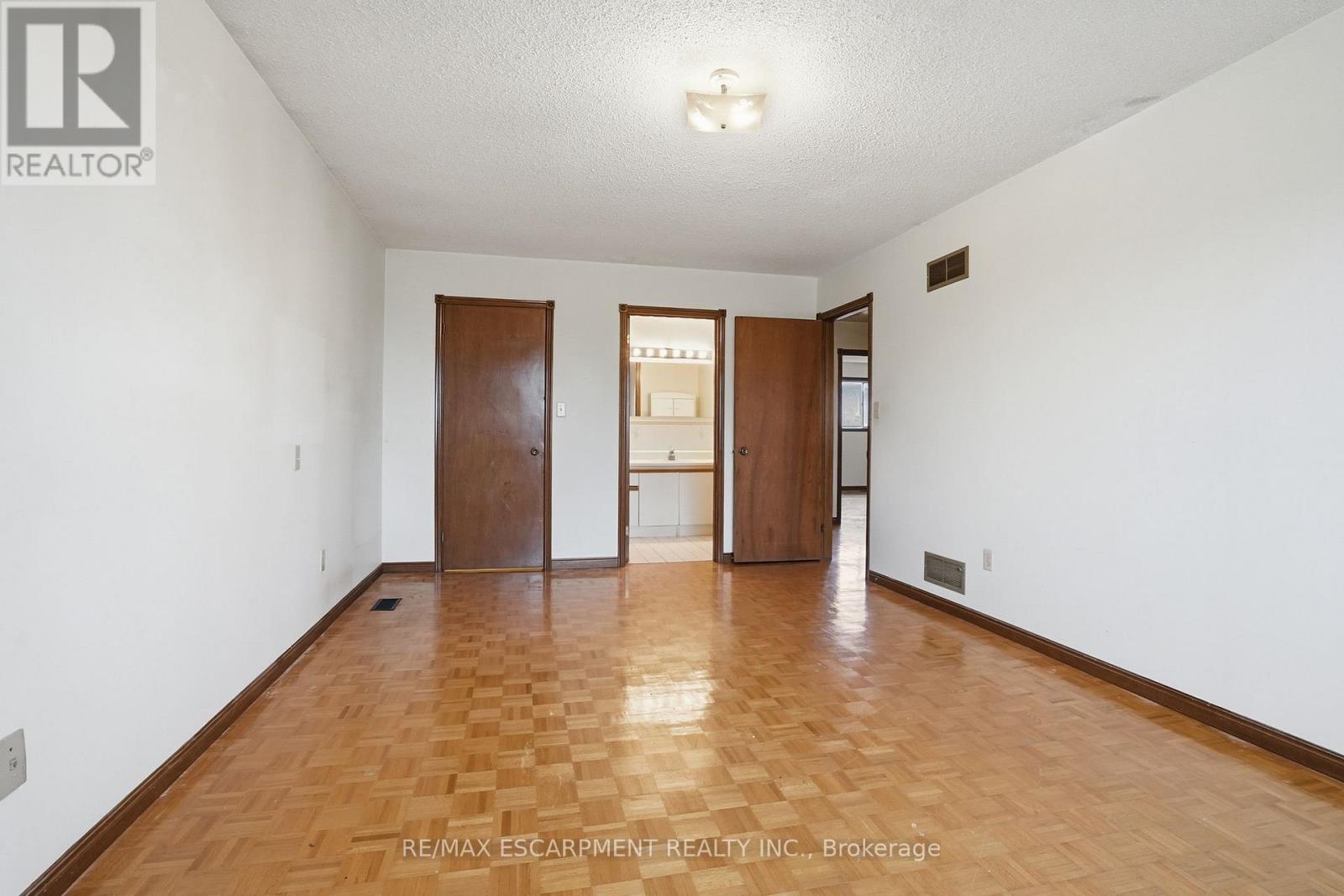 60 REXFORD DRIVE, Hamilton (Randall), Ontario, L8W2L9 — Photo 16