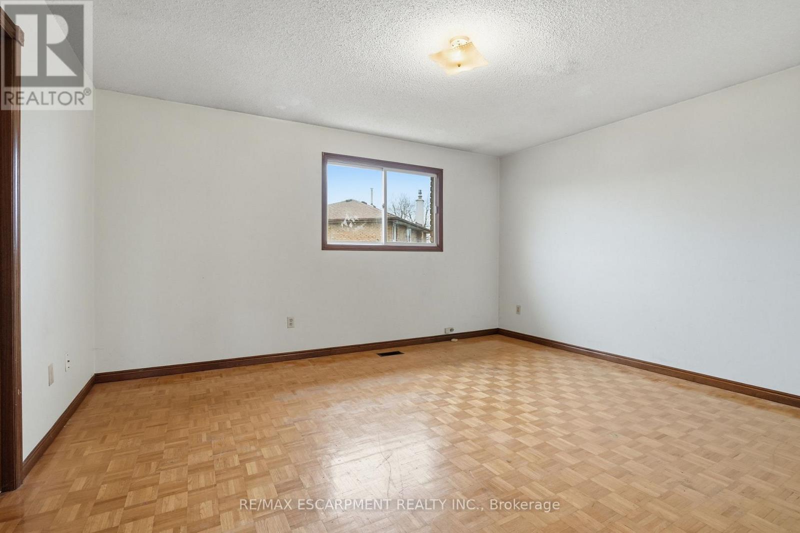 60 REXFORD DRIVE, Hamilton (Randall), Ontario, L8W2L9 — Photo 24