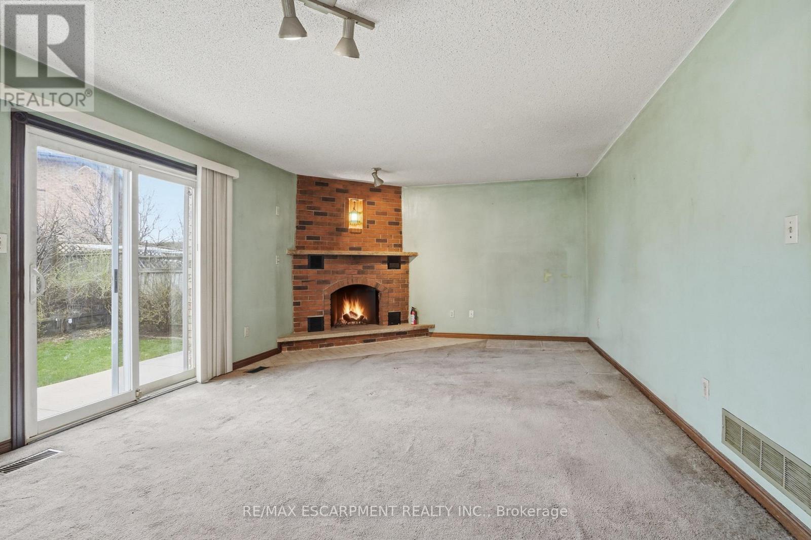 60 REXFORD DRIVE, Hamilton (Randall), Ontario, L8W2L9 — Photo 8