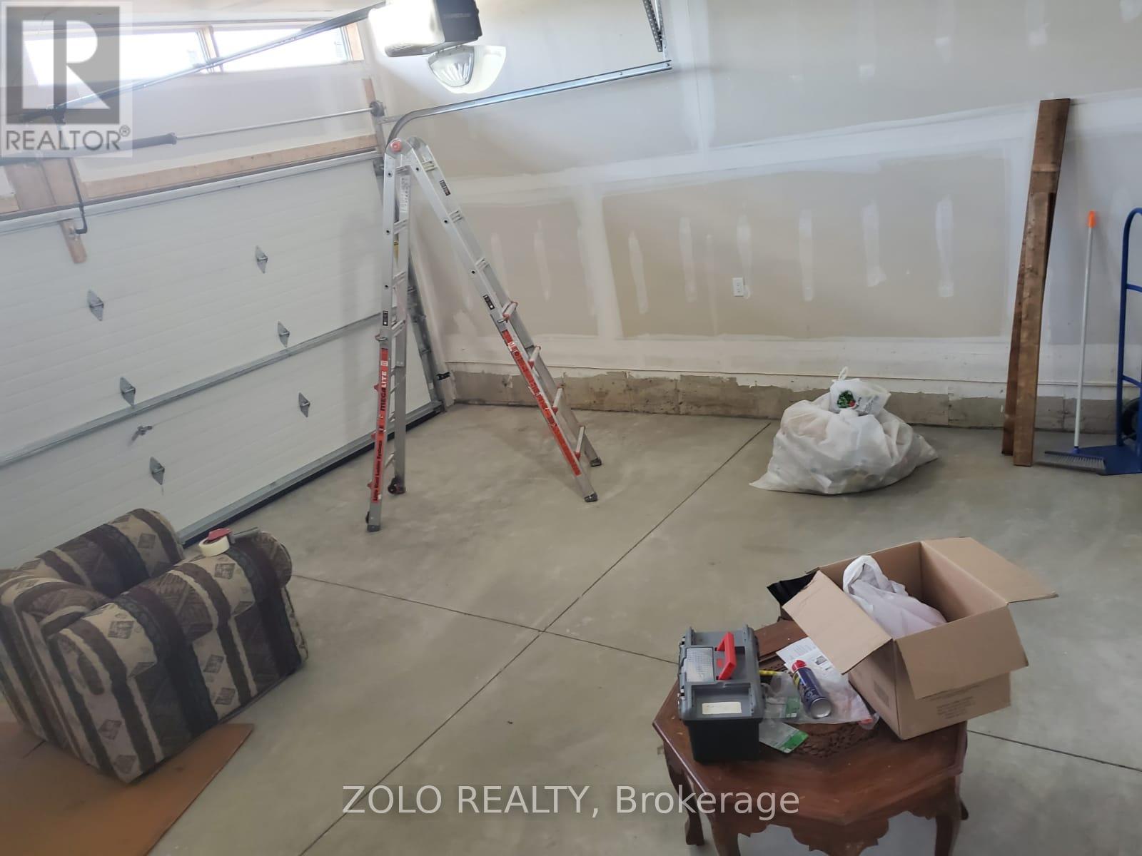 99 TOM BROWN DRIVE, Brant (Paris), Ontario, N3K0H4 — Photo 3