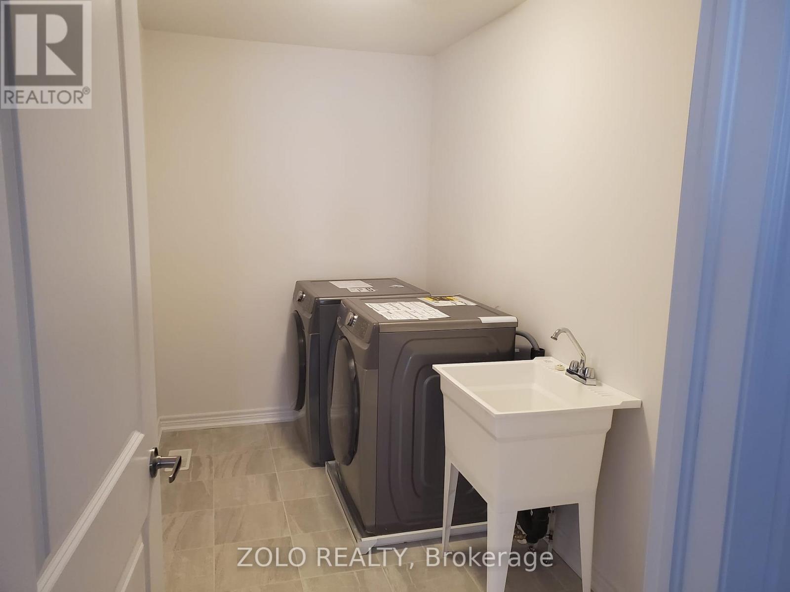 99 TOM BROWN DRIVE, Brant (Paris), Ontario, N3K0H4 — Photo 8