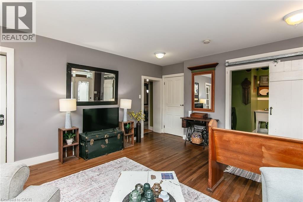 31 FRONT Street, St. Jacobs, Ontario, N0B2N0 — Photo 8