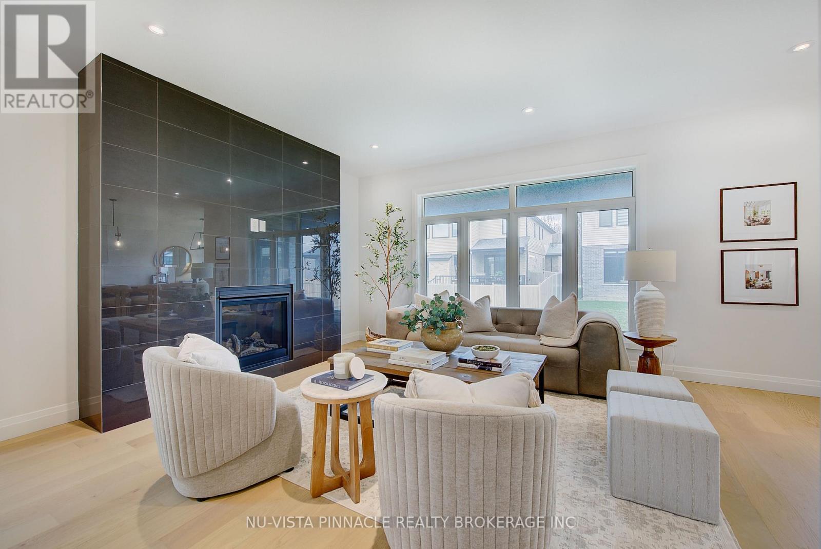 1685 BRAYFORD AVENUE, London South (South K), Ontario, N6K0H1 — Photo 13