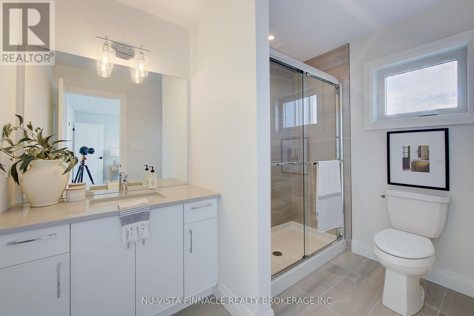 1685 BRAYFORD AVENUE, London South (South K), Ontario, N6K0H1 — Photo 21