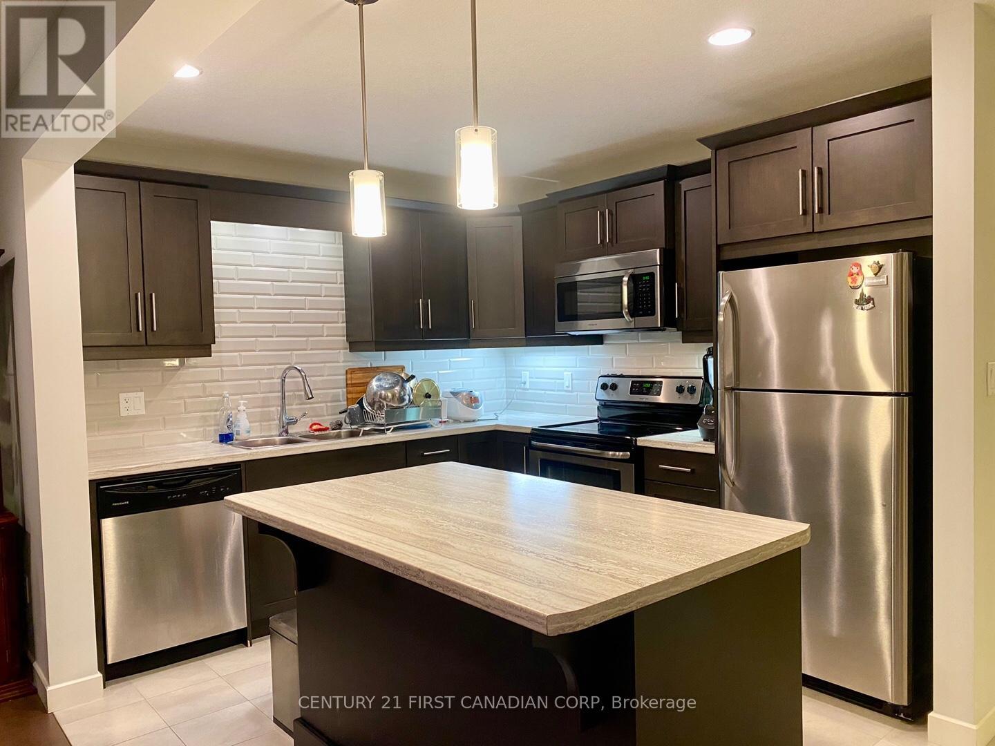 7 EMPIRE PARKWAY, St. Thomas, Ontario, N5R0E9 — Photo 5