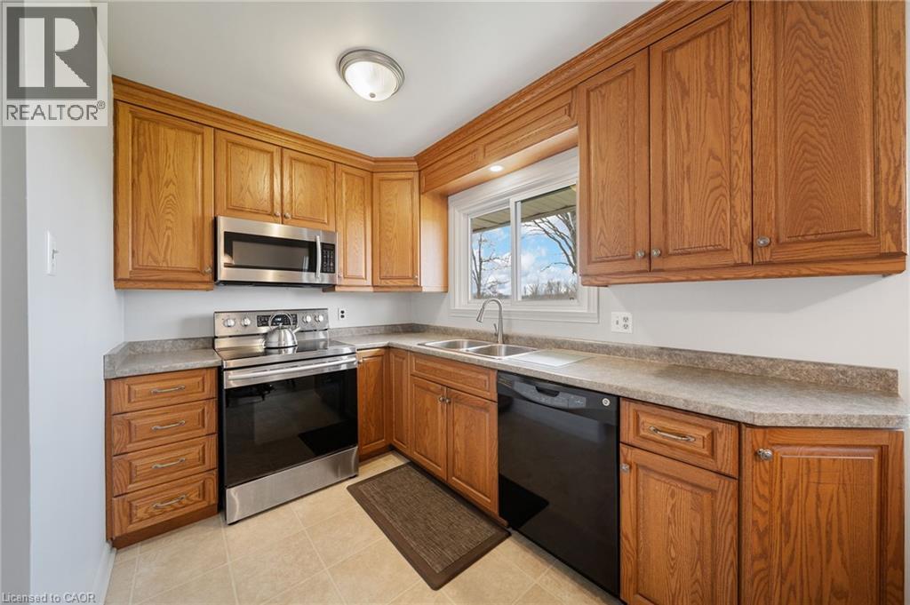 2223 HALL Road, Binbrook, Ontario, L0R1C0 — Photo 15