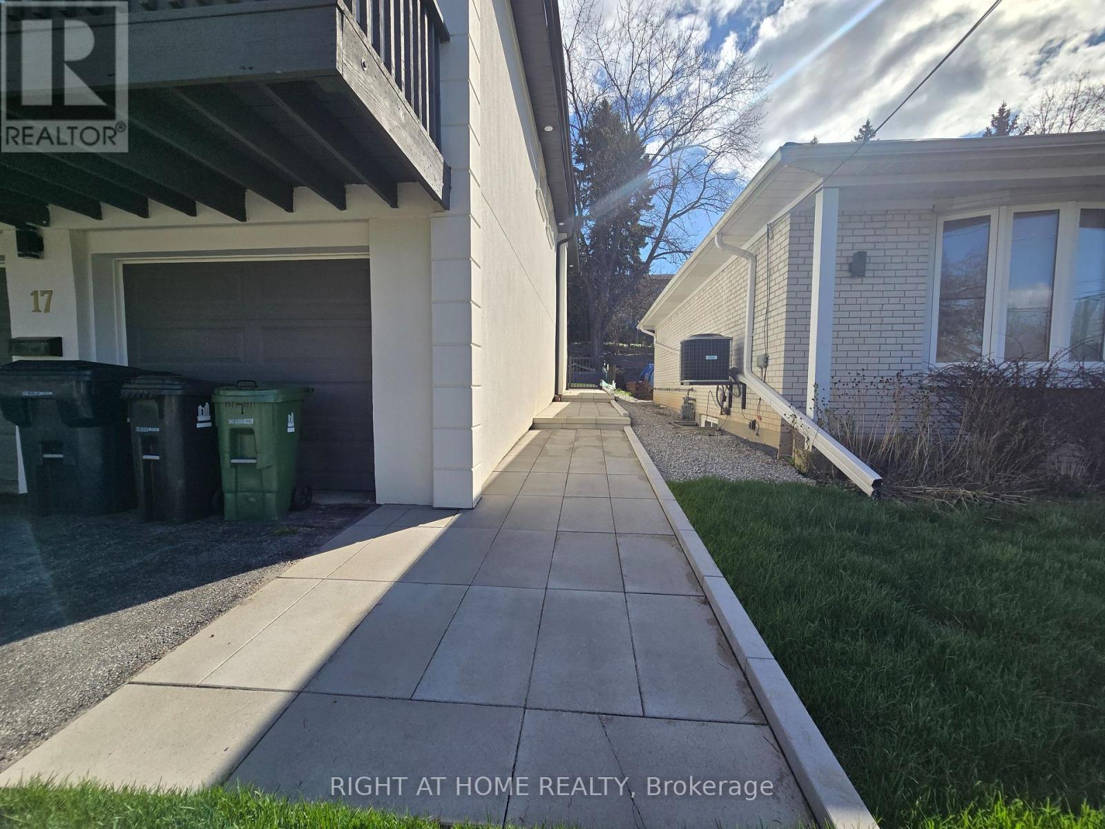 UNIT B - 17 OLSEN DRIVE, Toronto (Parkwoods-Donalda), Ontario, M3A3J1 — Photo 11