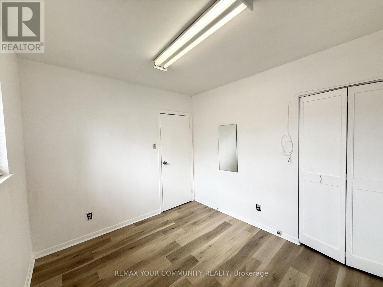 UPPER - 17 REGATTA CRESCENT, Toronto (Newtonbrook West), Ontario, M2R2X7 — Photo 18