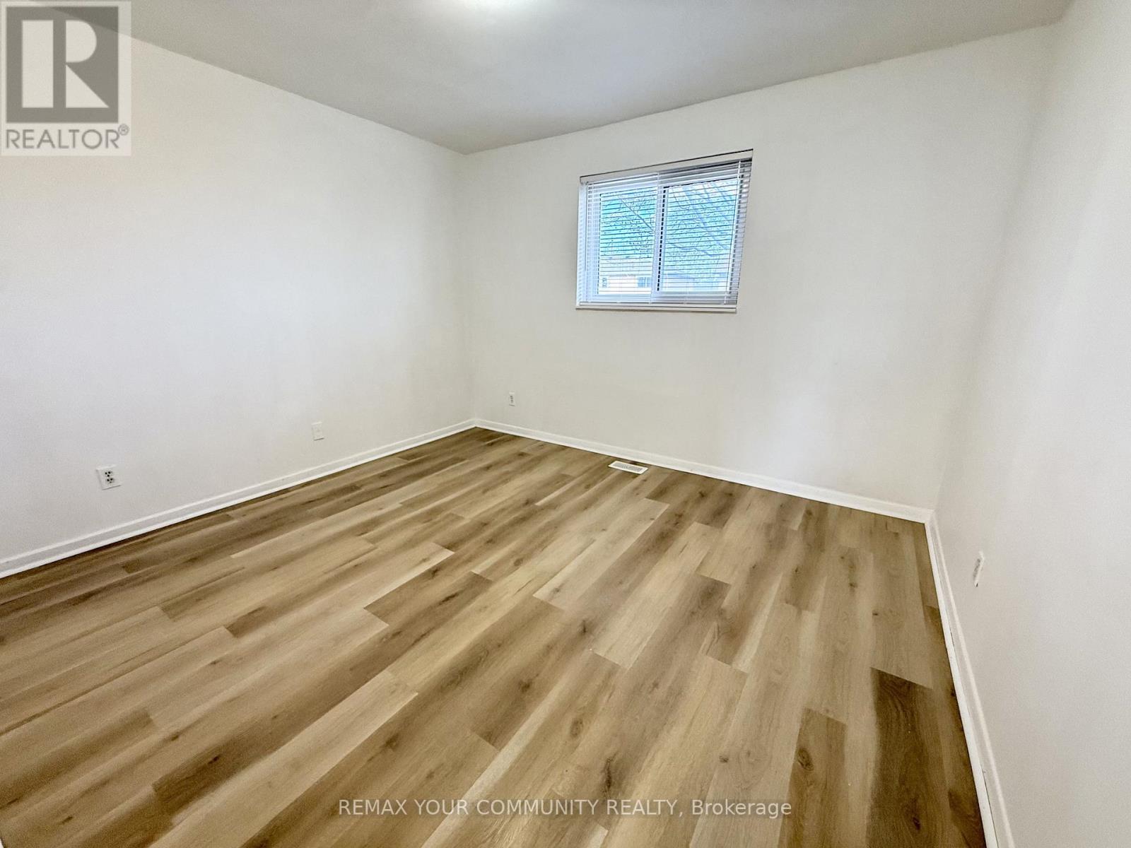 UPPER - 17 REGATTA CRESCENT, Toronto (Newtonbrook West), Ontario, M2R2X7 — Photo 19