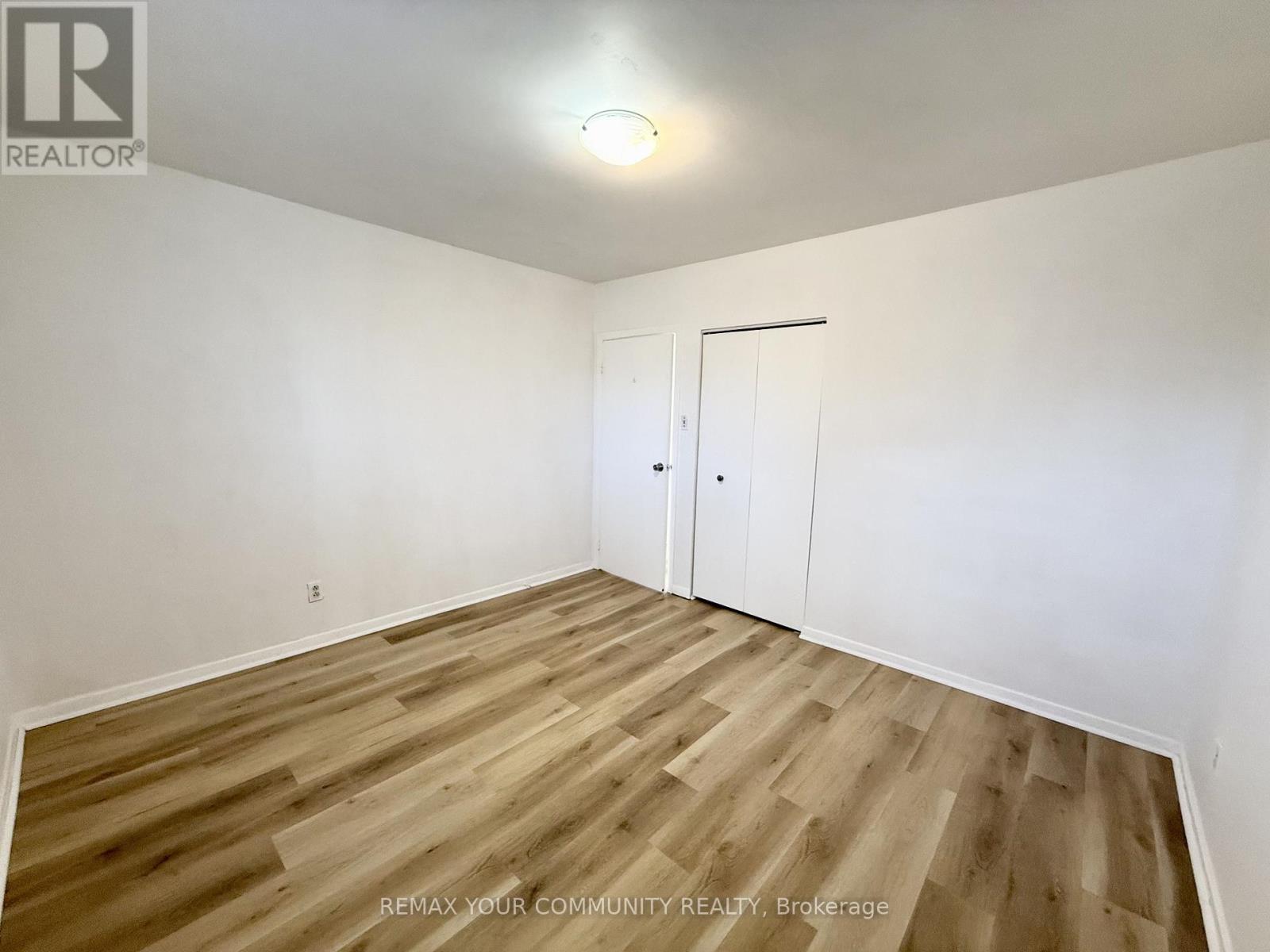 UPPER - 17 REGATTA CRESCENT, Toronto (Newtonbrook West), Ontario, M2R2X7 — Photo 20