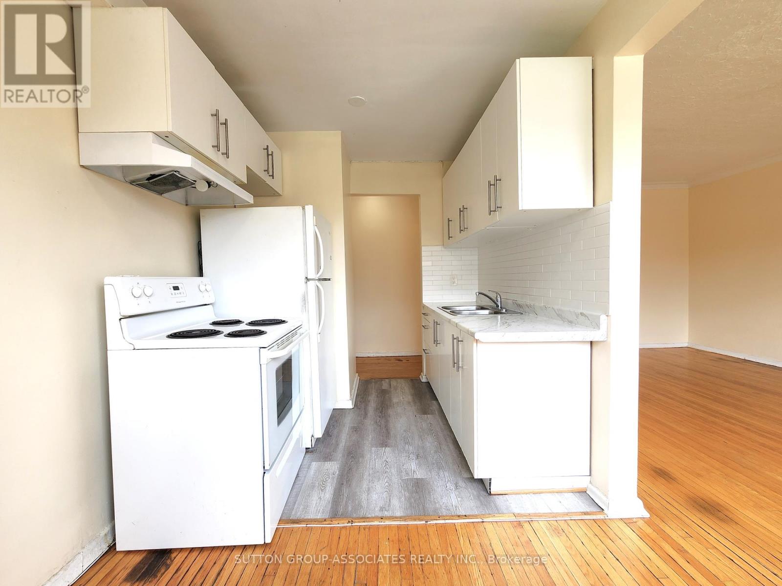 301 - 3 GREENBROOK DRIVE, Toronto (Beechborough-Greenbrook), Ontario, M6M2J8 — Photo 7