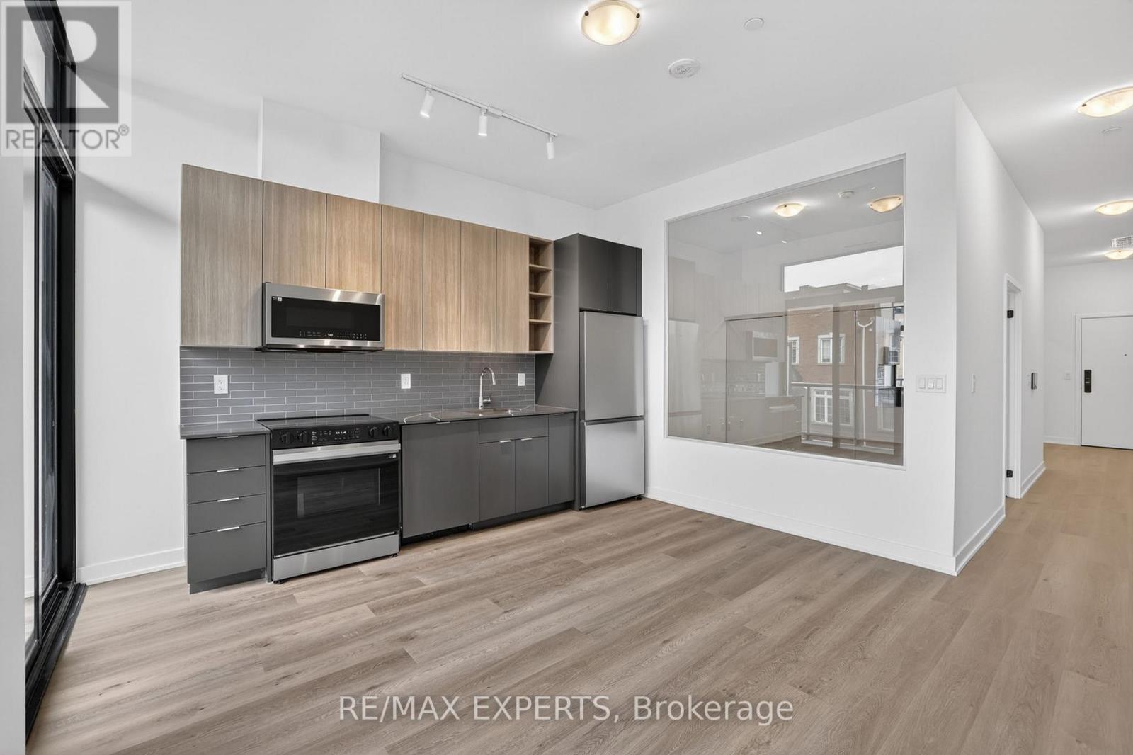 204 - 2075 LAKESHORE ROAD, Burlington (Brant), Ontario, L7R1E2 — Photo 17