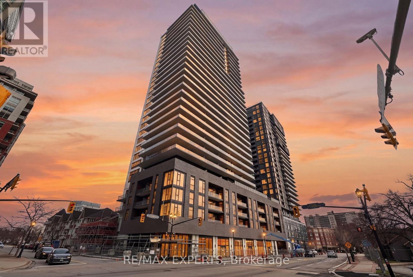 204 - 2075 LAKESHORE ROAD, Burlington (Brant), Ontario, L7R1E2 — Photo 2