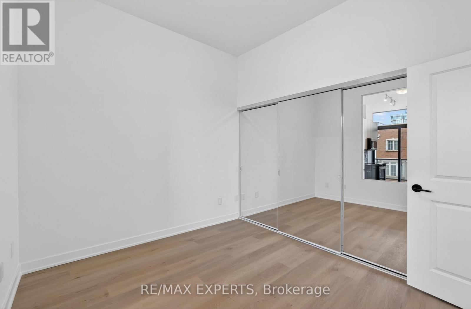 204 - 2075 LAKESHORE ROAD, Burlington (Brant), Ontario, L7R1E2 — Photo 25