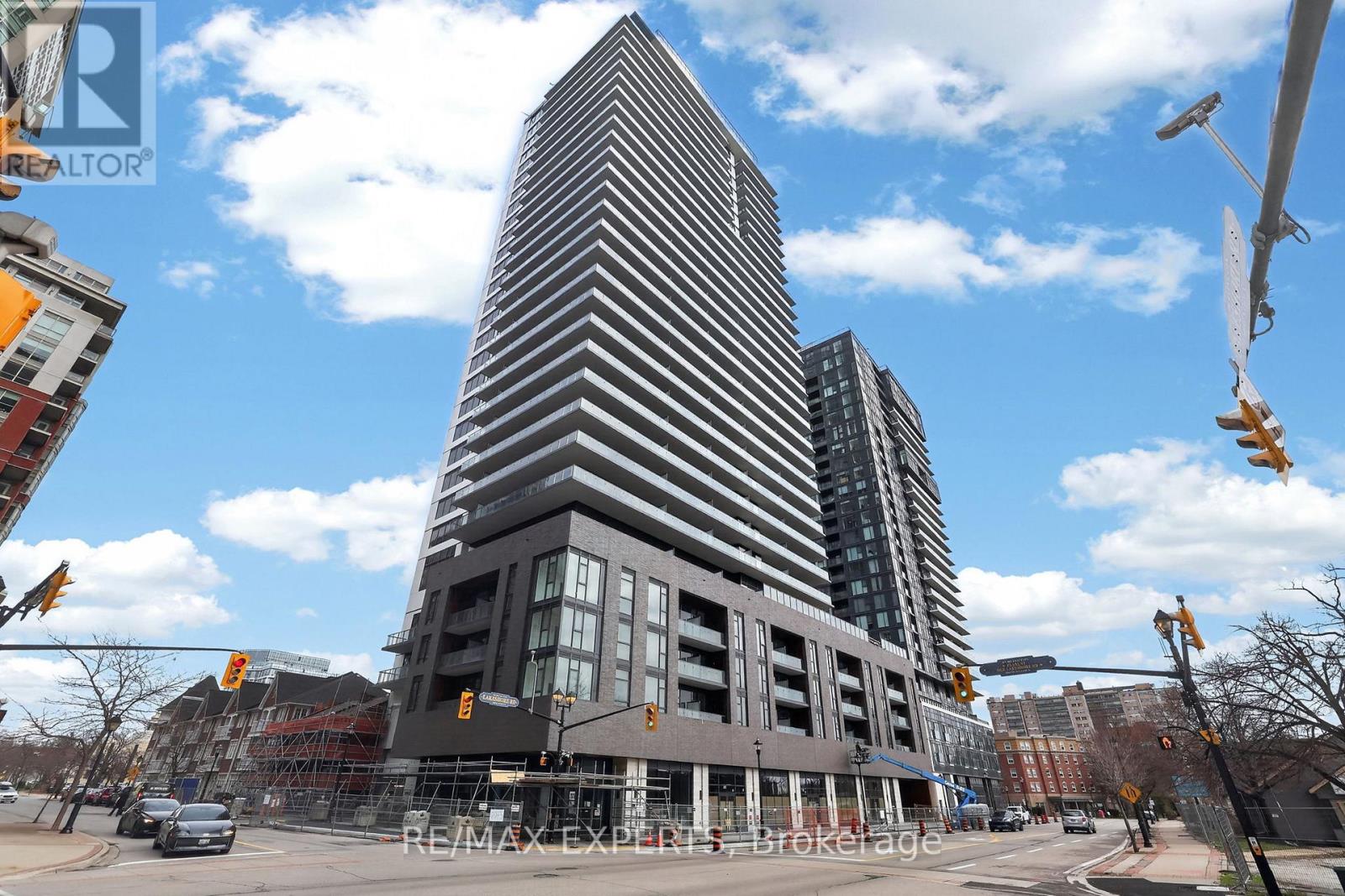 204 - 2075 LAKESHORE ROAD, Burlington (Brant), Ontario, L7R1E2 — Photo 3