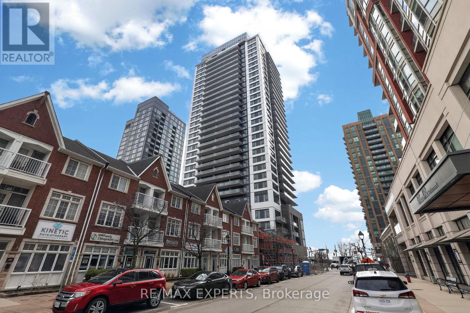 204 - 2075 LAKESHORE ROAD, Burlington (Brant), Ontario, L7R1E2 — Photo 5