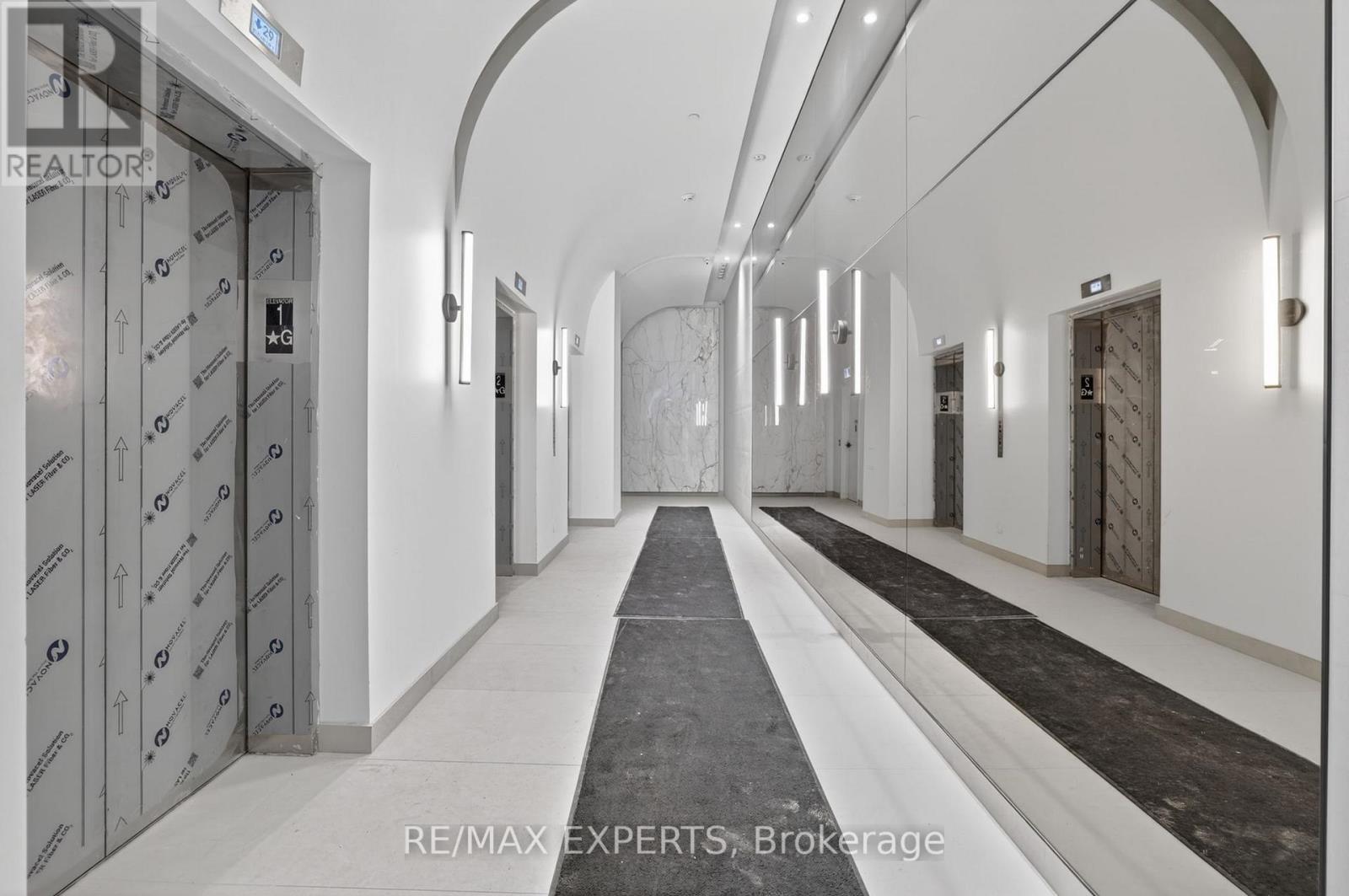 204 - 2075 LAKESHORE ROAD, Burlington (Brant), Ontario, L7R1E2 — Photo 6