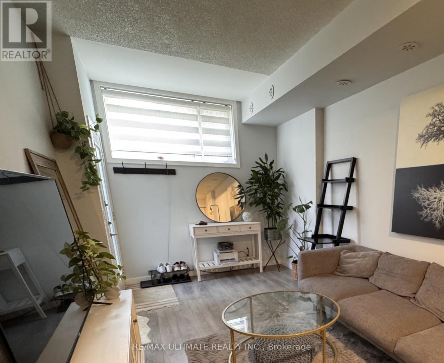 113 - 1135 COOKE BOULEVARD, Burlington (LaSalle), Ontario, L7T0C3 — Photo 2