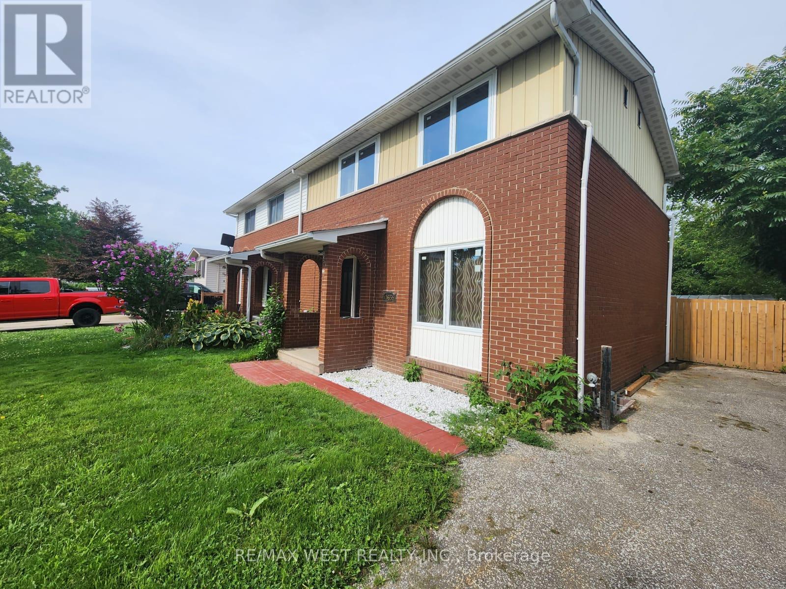 10658 ATWATER CRESCENT, Windsor, Ontario, N8R1N6 — Photo 3