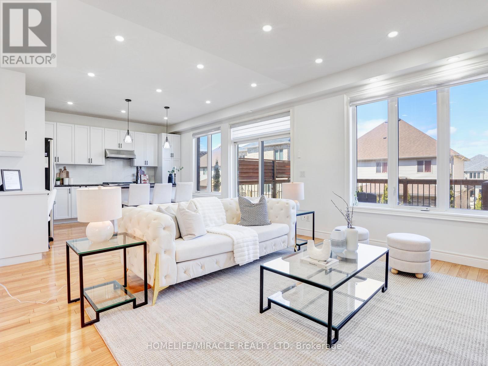 584 PINERY TRAIL, Waterloo, Ontario, N2V2Y3 — Photo 11