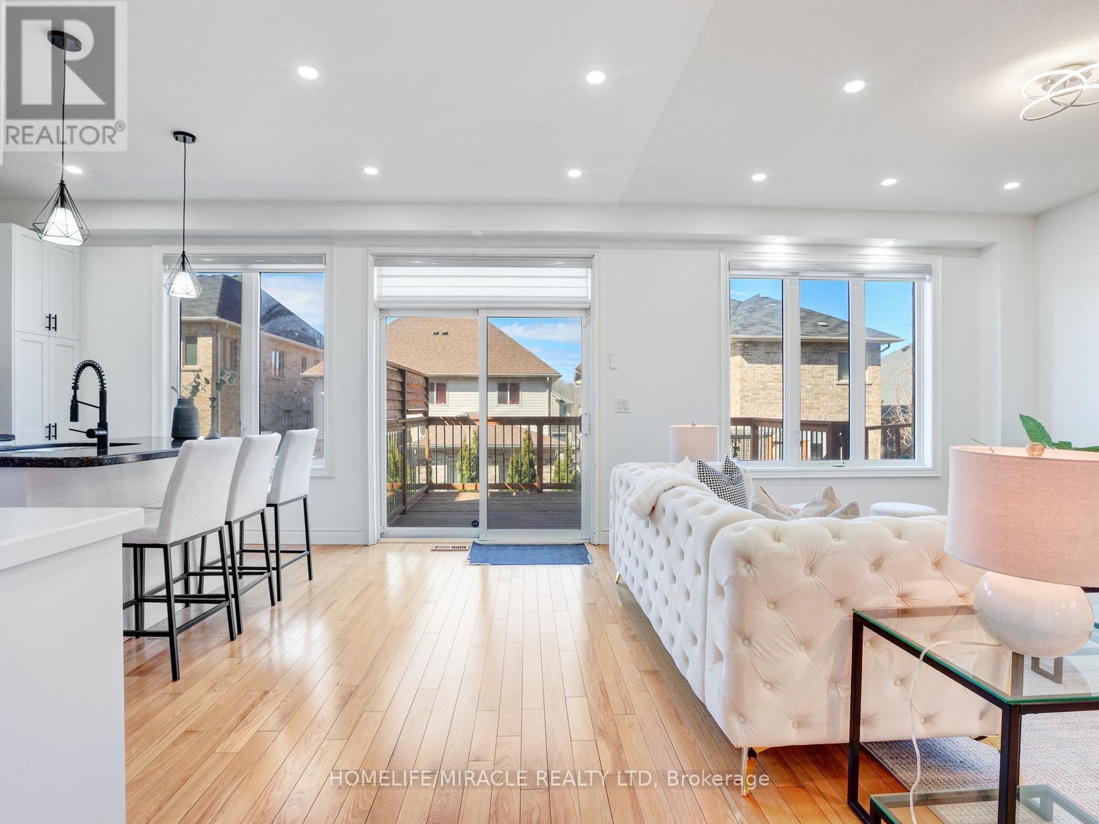 584 PINERY TRAIL, Waterloo, Ontario, N2V2Y3 — Photo 18