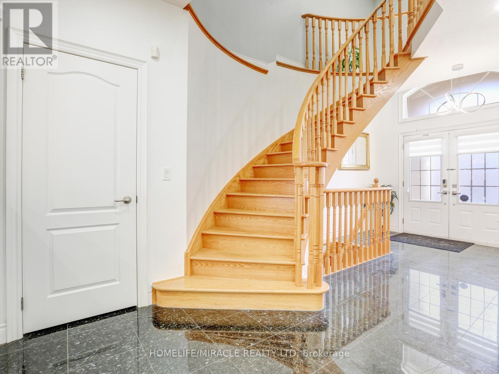 584 PINERY TRAIL, Waterloo, Ontario, N2V2Y3 — Photo 22