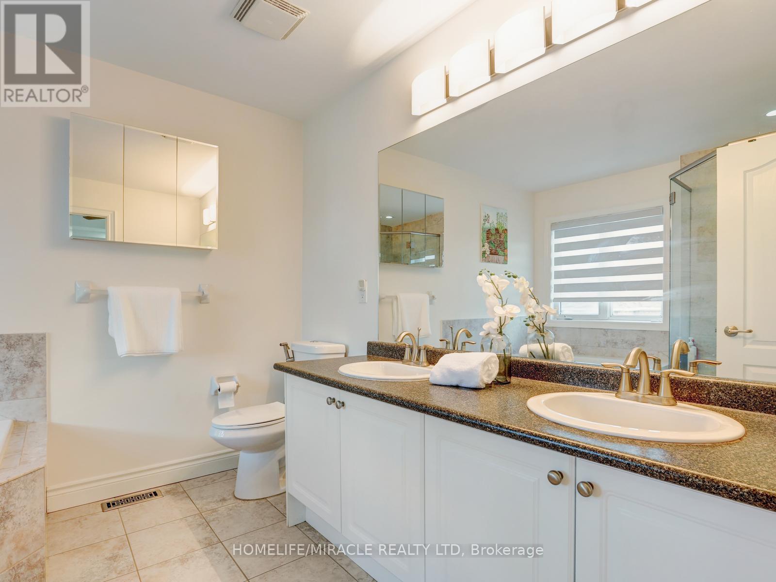 584 PINERY TRAIL, Waterloo, Ontario, N2V2Y3 — Photo 35