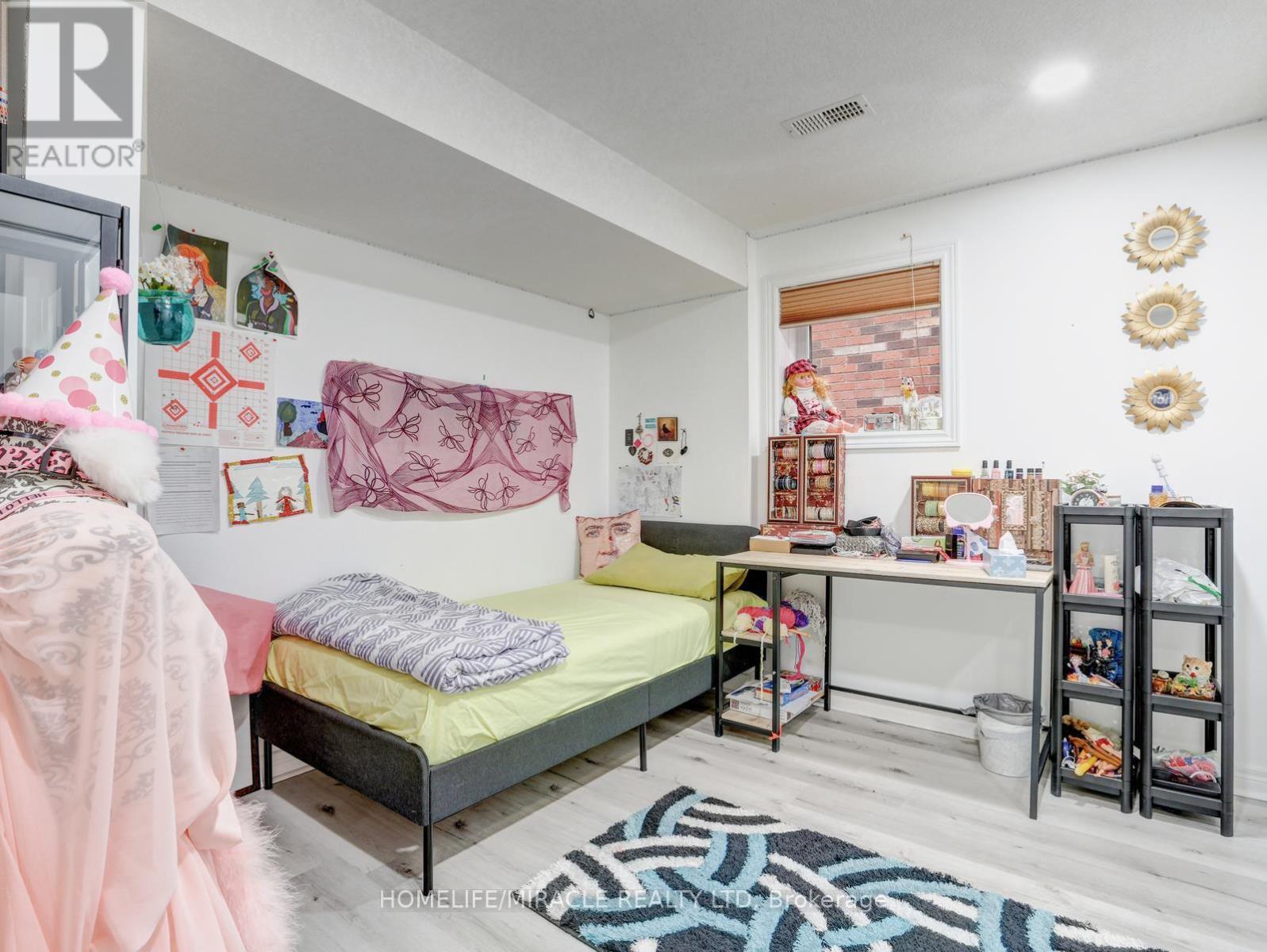 584 PINERY TRAIL, Waterloo, Ontario, N2V2Y3 — Photo 43