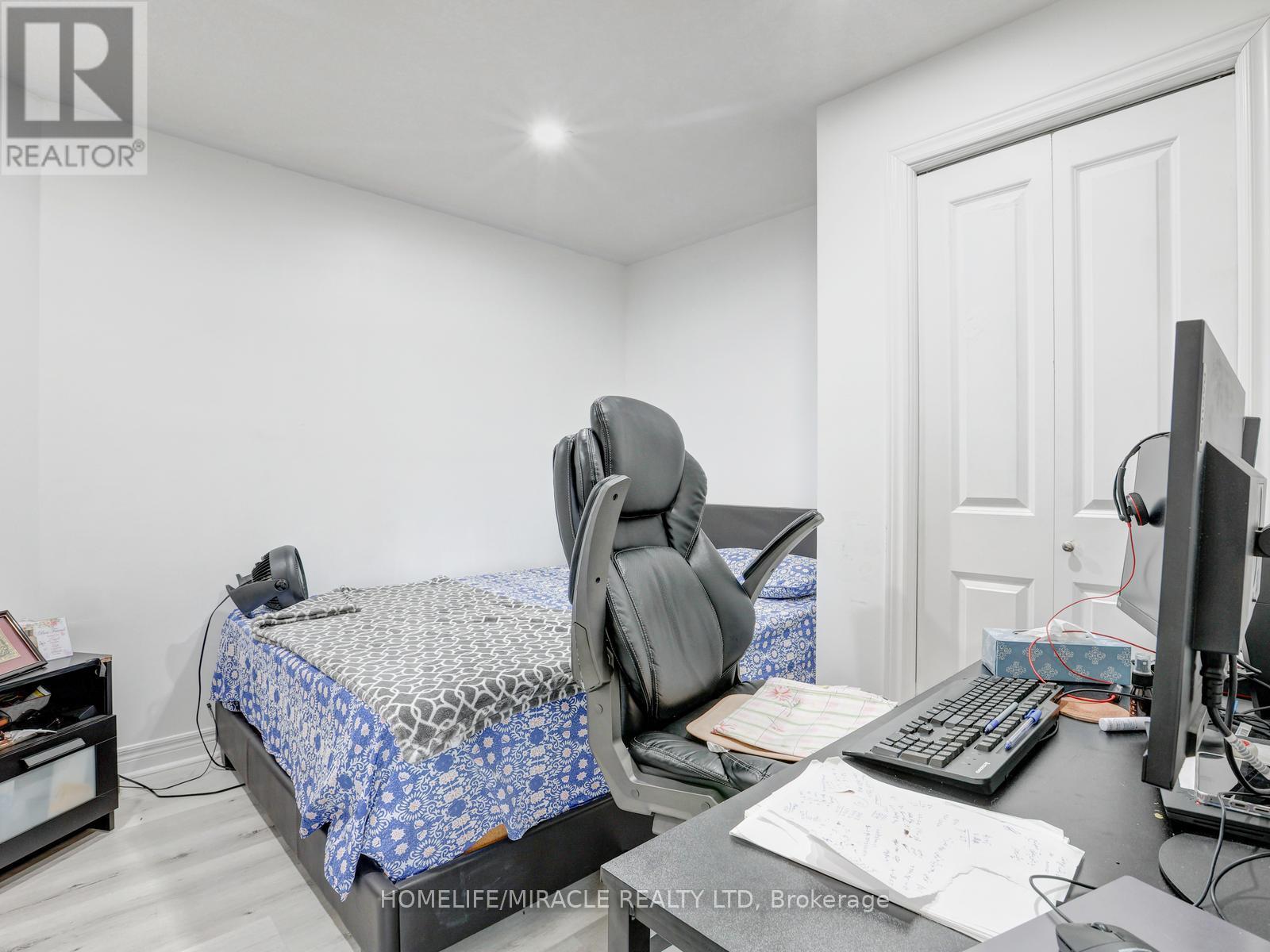 584 PINERY TRAIL, Waterloo, Ontario, N2V2Y3 — Photo 45