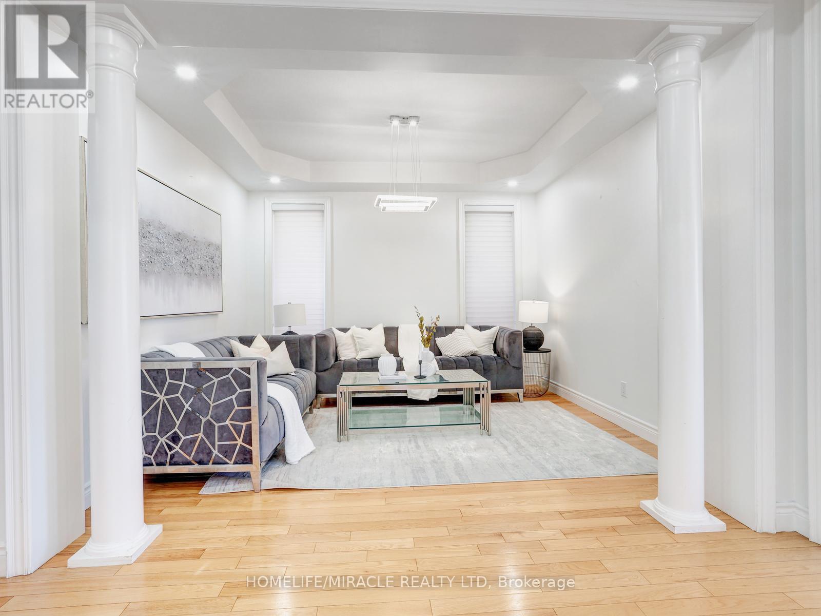 584 PINERY TRAIL, Waterloo, Ontario, N2V2Y3 — Photo 8