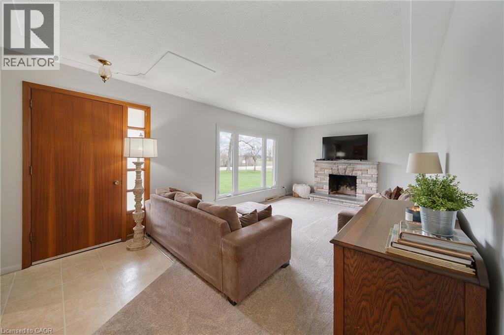 2223 HALL Road, Binbrook, Ontario, L0R1C0 — Photo 17