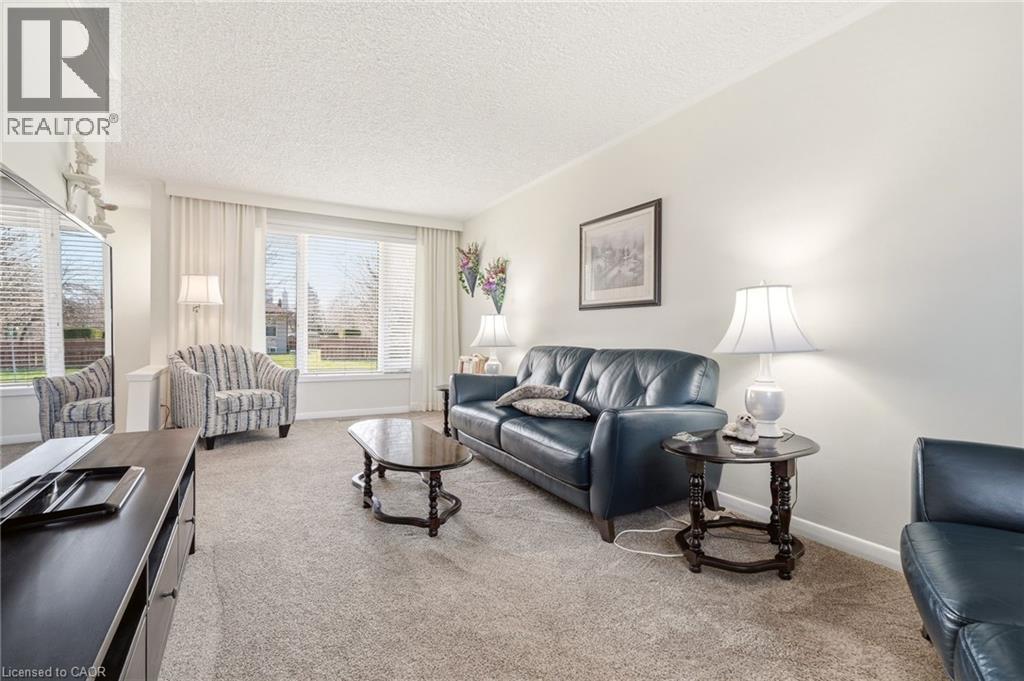 491 WARMINSTER Drive, Oakville, Ontario, L6L4N4 — Photo 7