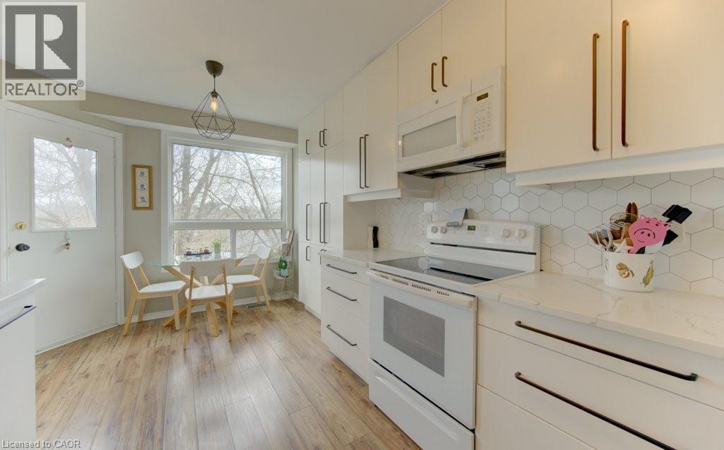 132 BRIGHTON Street Unit# 28, Waterloo, Ontario, N2J4S6 — Photo 15