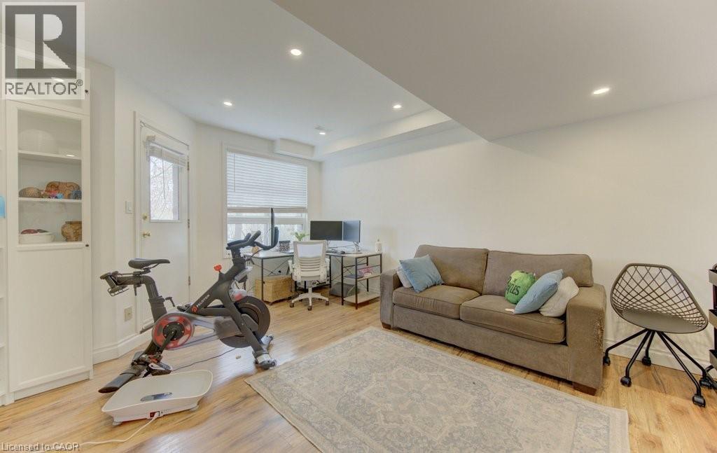 132 BRIGHTON Street Unit# 28, Waterloo, Ontario, N2J4S6 — Photo 32