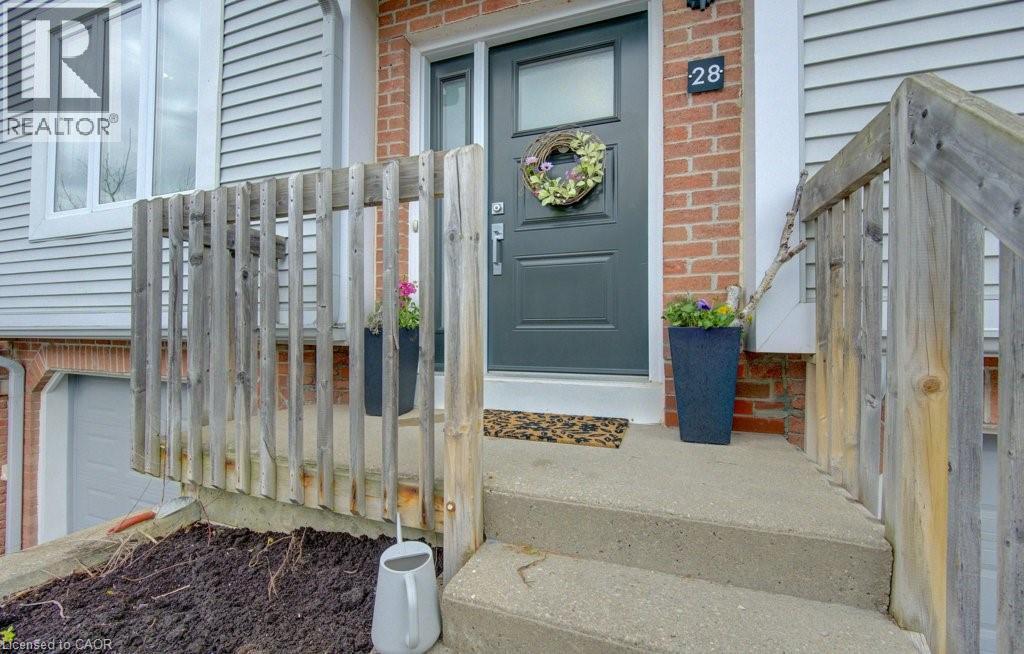 132 BRIGHTON Street Unit# 28, Waterloo, Ontario, N2J4S6 — Photo 4