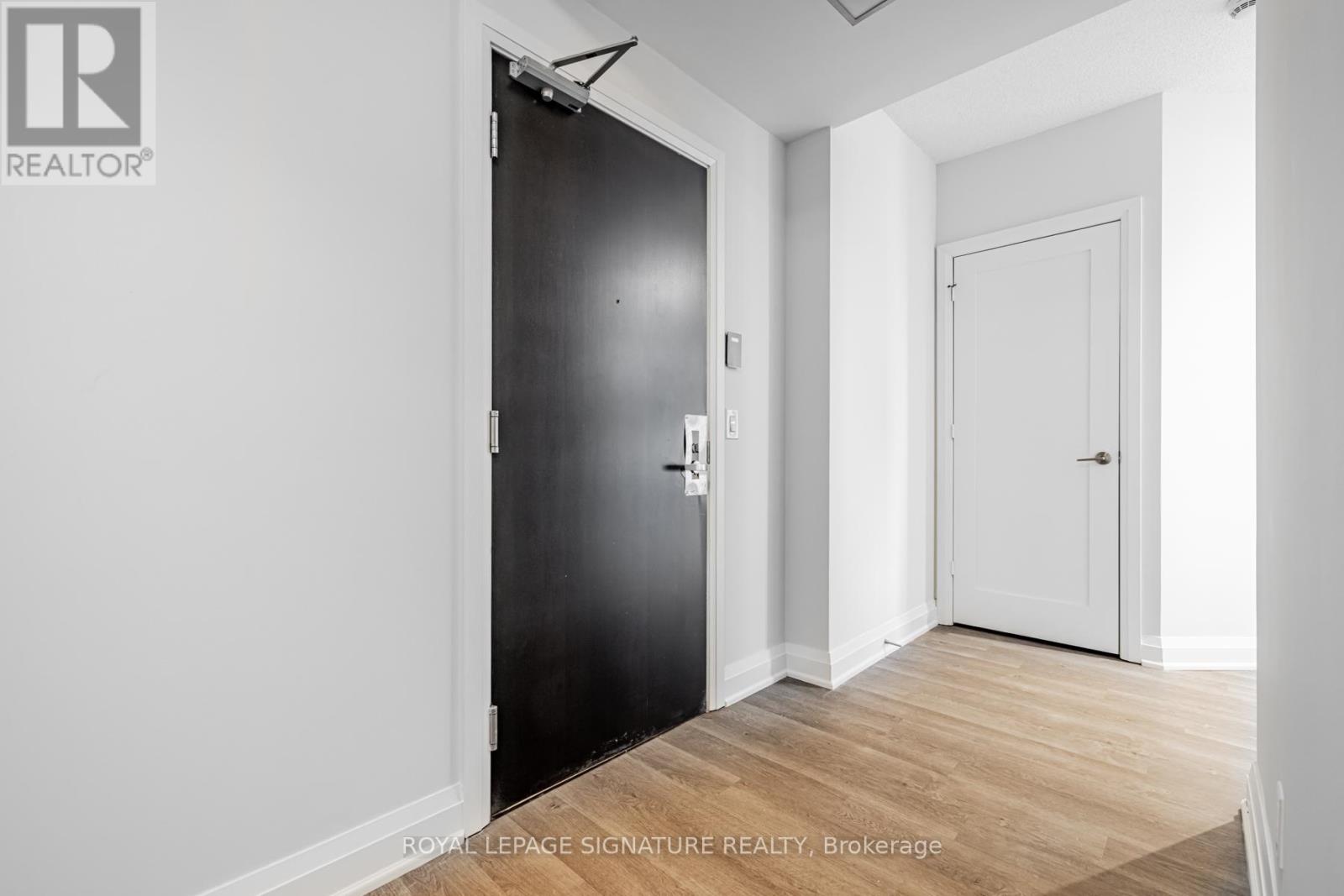 1208 - 2 ANNDALE DRIVE, Toronto (Willowdale East), Ontario, M2N0G5 — Photo 3