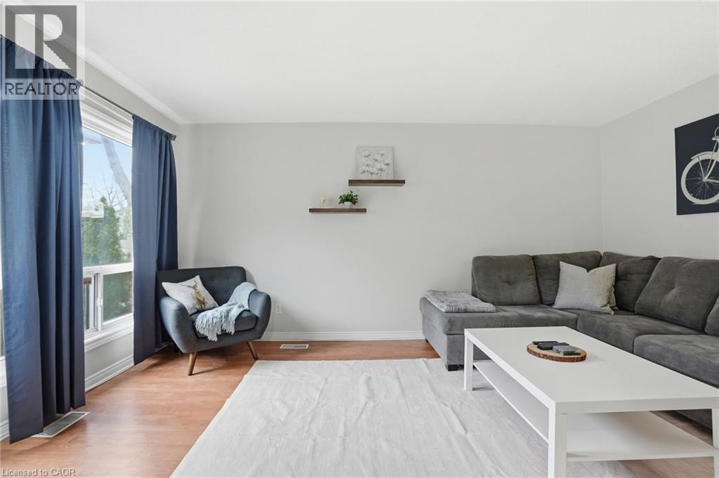 914 MOHAWK Road Unit# 7, Hamilton, Ontario, L8T2R8 — Photo 8