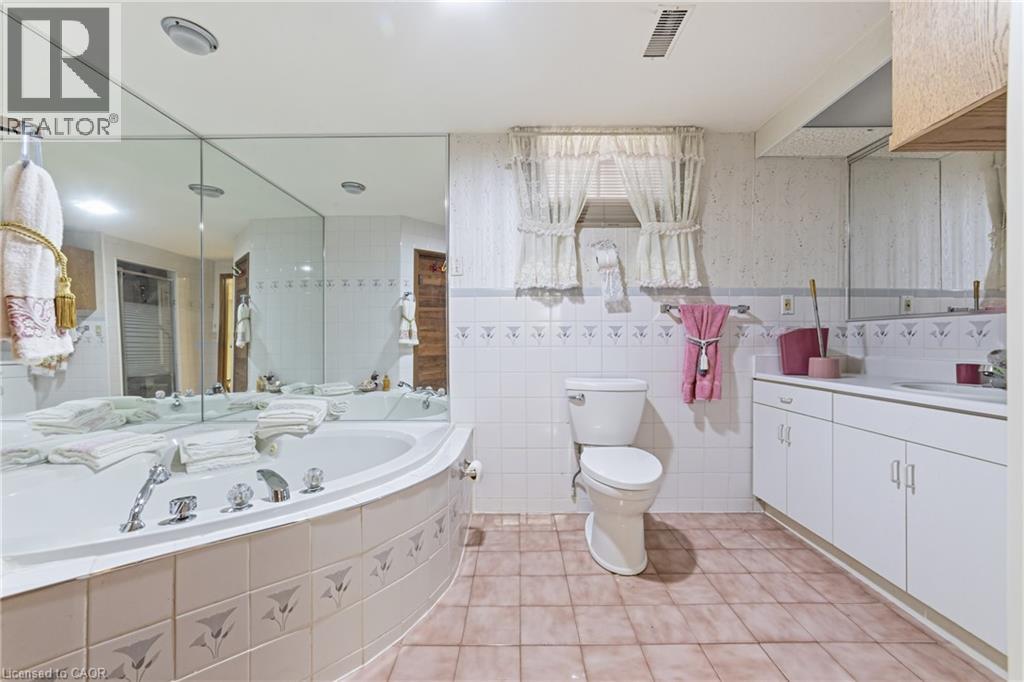 546 DICENZO Drive, Hamilton, Ontario, L9C2C3 — Photo 30