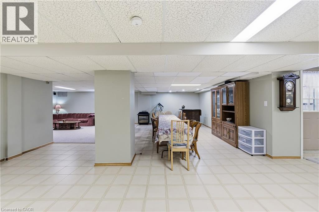 546 DICENZO Drive, Hamilton, Ontario, L9C2C3 — Photo 34