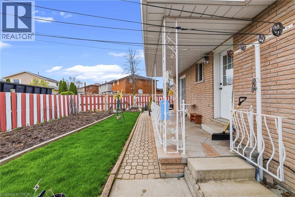 546 DICENZO Drive, Hamilton, Ontario, L9C2C3 — Photo 38