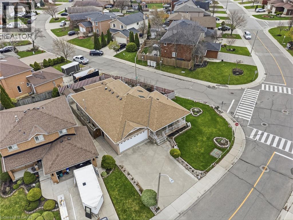 546 DICENZO Drive, Hamilton, Ontario, L9C2C3 — Photo 46