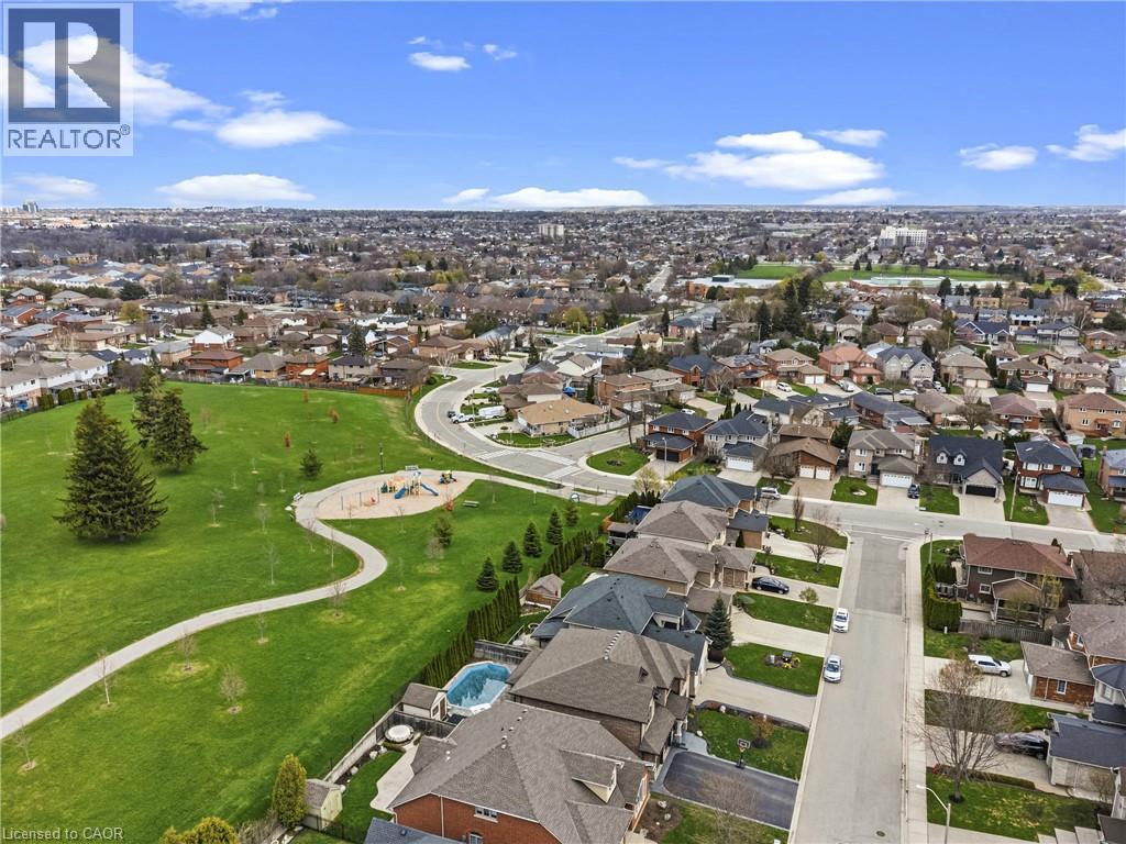 546 DICENZO Drive, Hamilton, Ontario, L9C2C3 — Photo 47