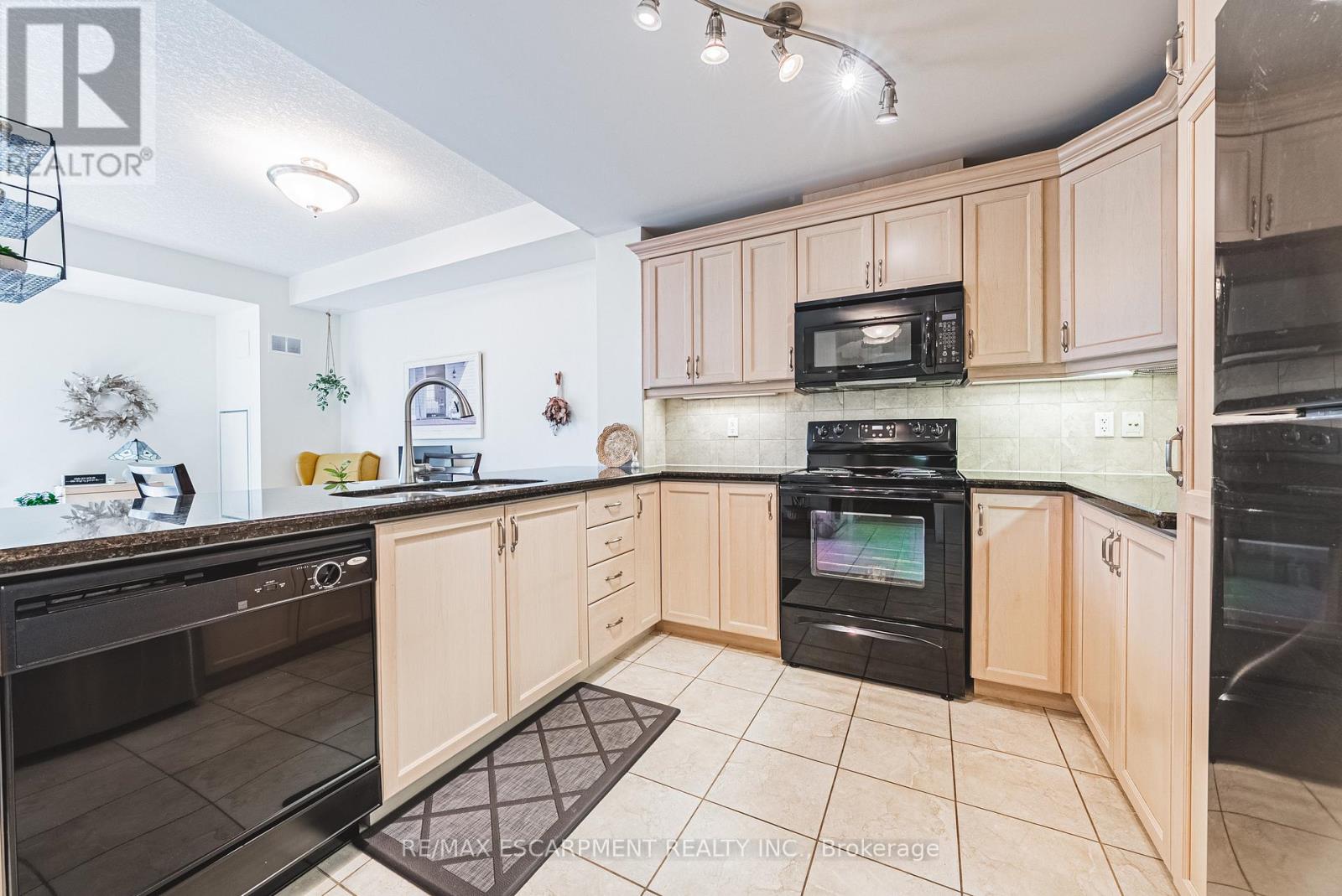 312 - 125 WILSON STREET W, Hamilton (Ancaster), Ontario, L9G0B3 — Photo 10