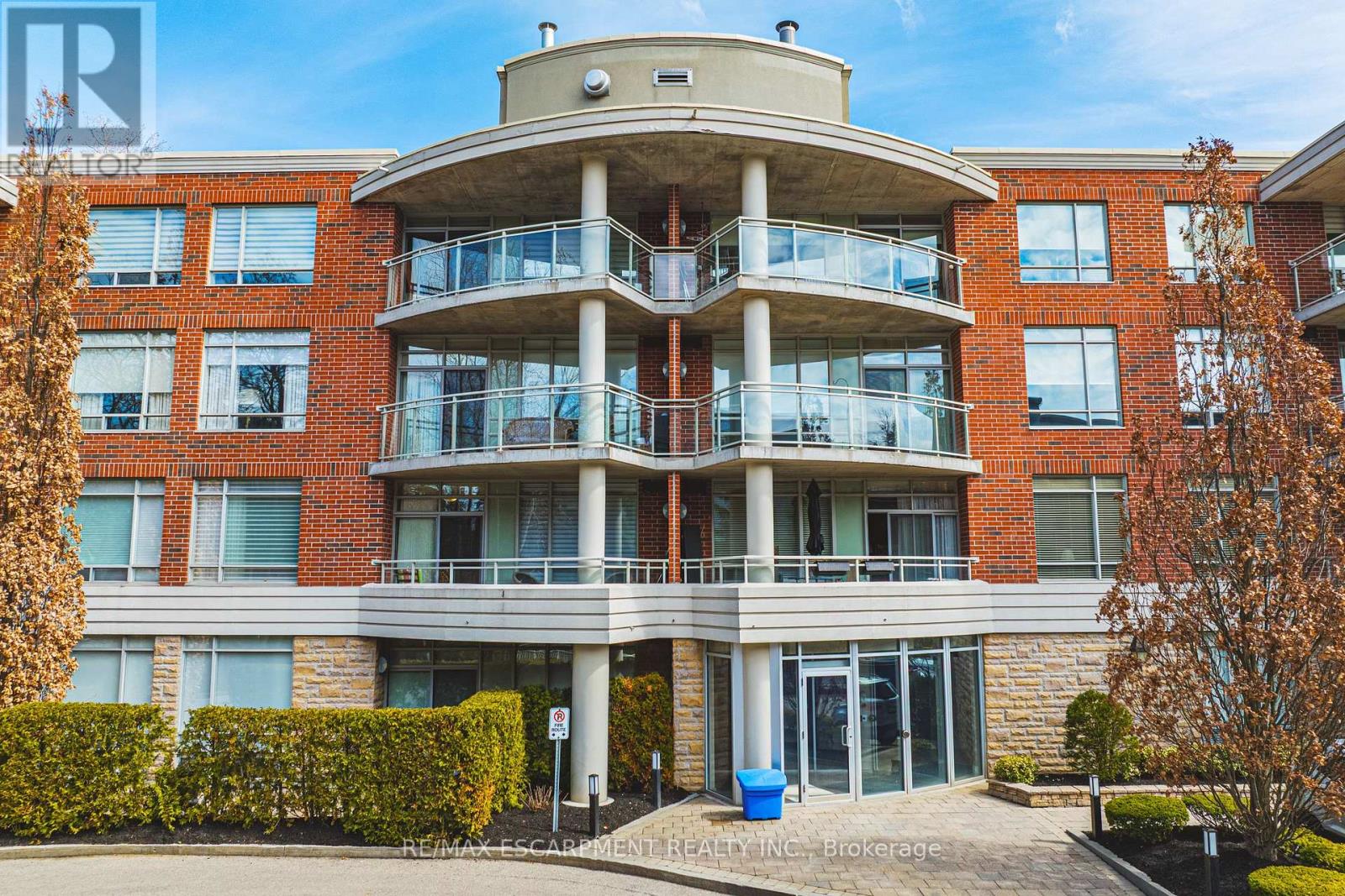 312 - 125 WILSON STREET W, Hamilton (Ancaster), Ontario, L9G0B3 — Photo 2