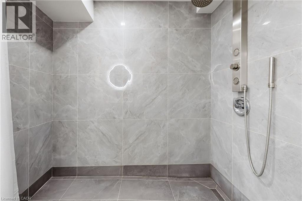 658 MORTIMER Drive, Cambridge, Ontario, N3H5R7 — Photo 36