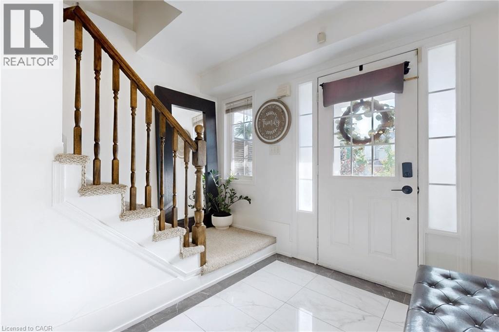 658 MORTIMER Drive, Cambridge, Ontario, N3H5R7 — Photo 6