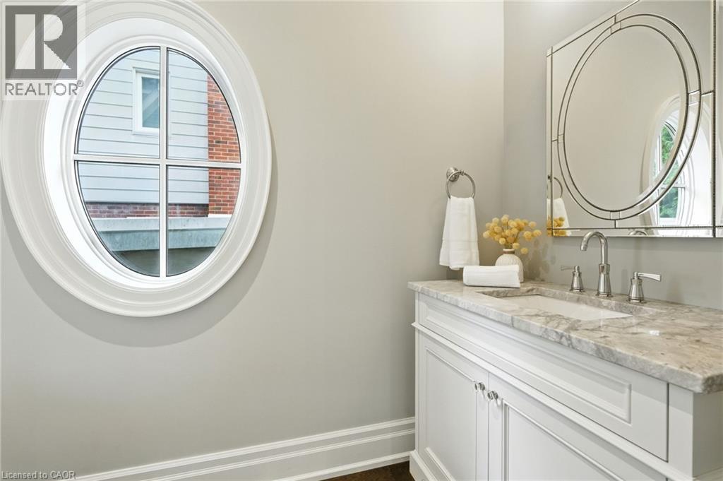 391 PATRICIA Drive, Burlington, Ontario, L7T1J9 — Photo 21