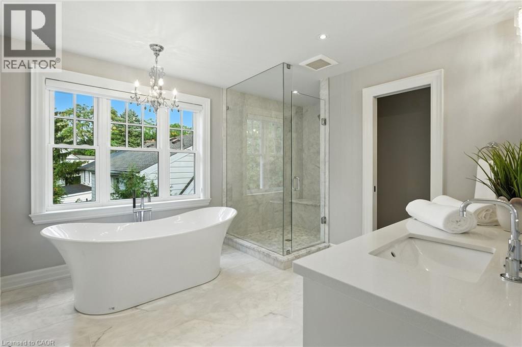 391 PATRICIA Drive, Burlington, Ontario, L7T1J9 — Photo 28