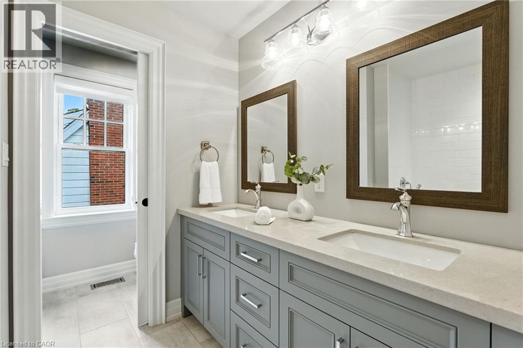 391 PATRICIA Drive, Burlington, Ontario, L7T1J9 — Photo 34